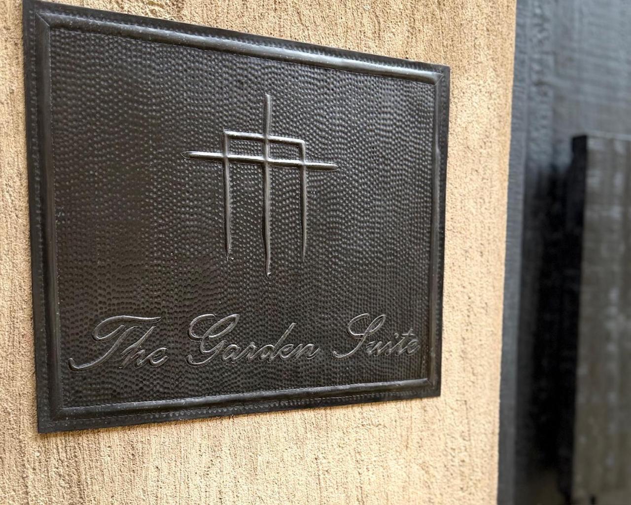 The Casa Saint George Hotel Тронконес Екстериор снимка