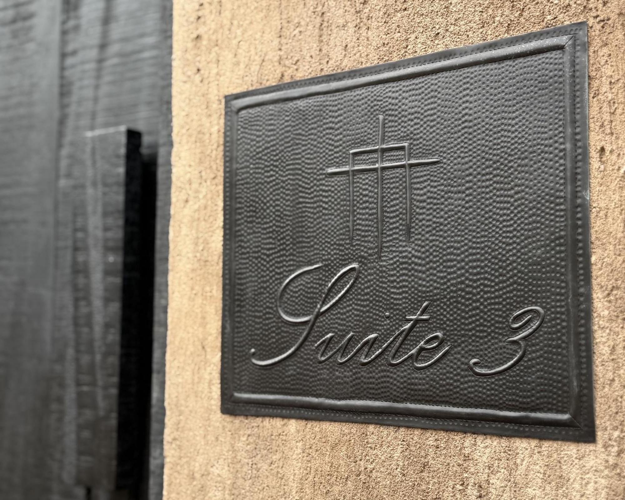 The Casa Saint George Hotel Тронконес Екстериор снимка